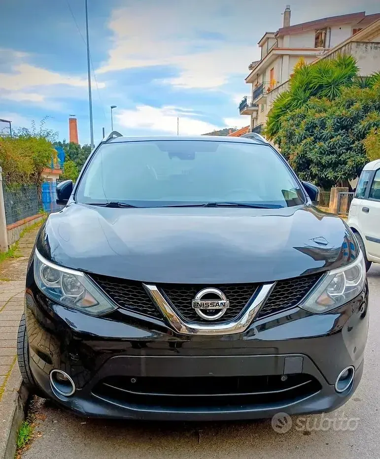 Usata Nissan Qashqai 115 CV (84 kW) 2017 Nero SUV