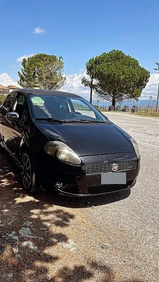 Usata Fiat Grande Punto Sport 90 CV (66 kW) 2008 Nero Utilitaria