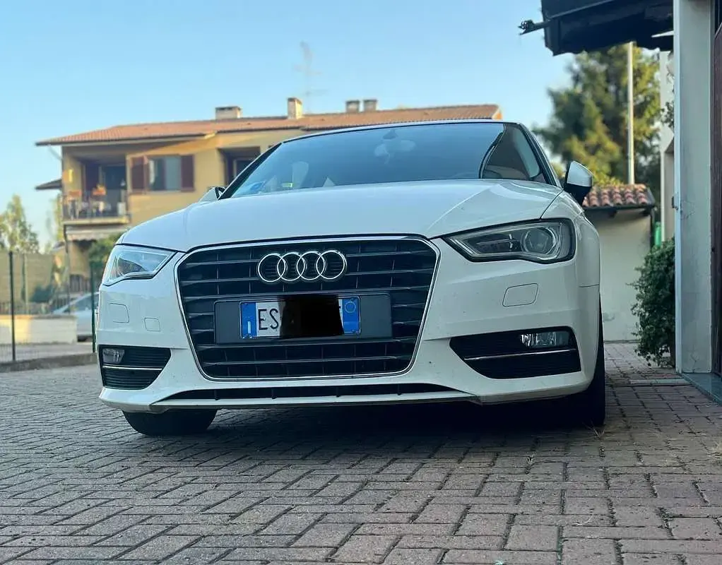 Usata Audi A3 Attraction 150 CV (110 kW) 2013 Bianco Berlina