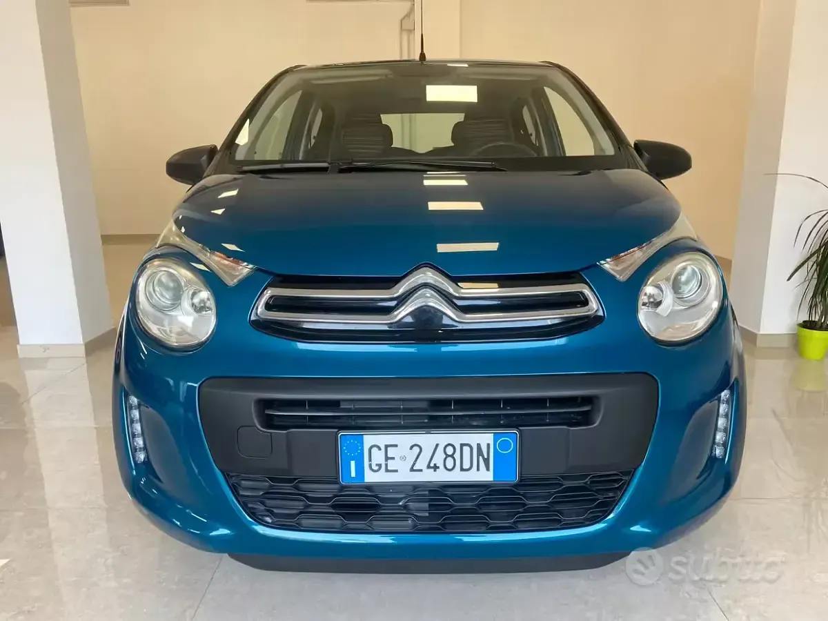 Usata Citroën C1 Shine 72 CV (52 kW) 2021 Blu Utilitaria