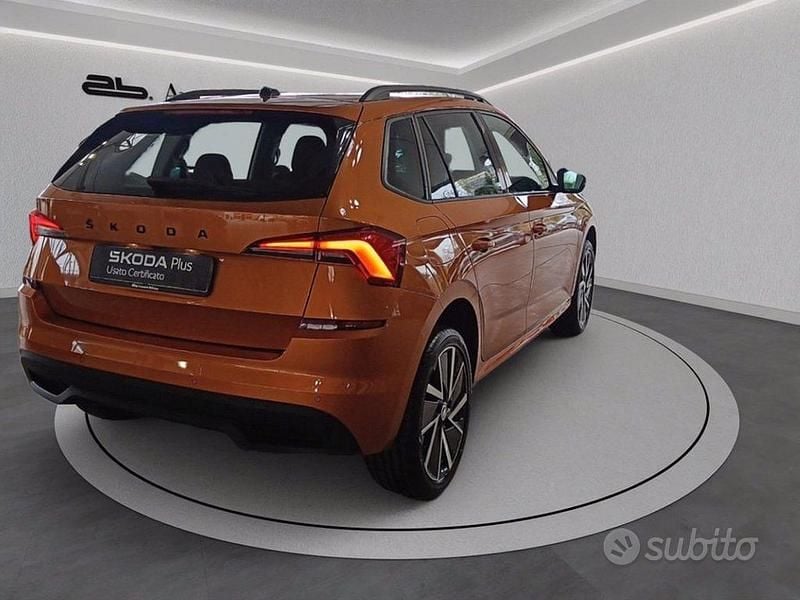 Usata Skoda Kamiq 110 CV (80 kW) 2023 Rosso SUV