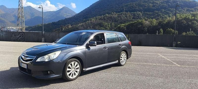 Usata Subaru Legacy Comfort 150 CV (110 kW) 2011 Station wagon