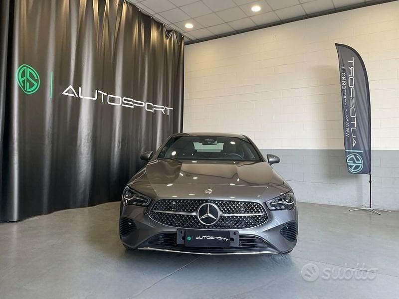Usata Mercedes CLA180 Advanced 136 CV (100 kW) 2024 Grigio Berlina