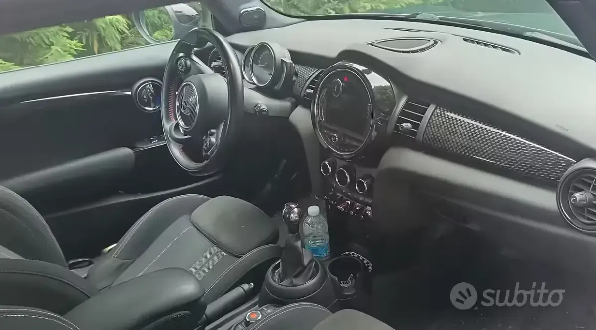 Begagnad Mini Cooper S 192 HK (141 kW) 2019 Halvkombi