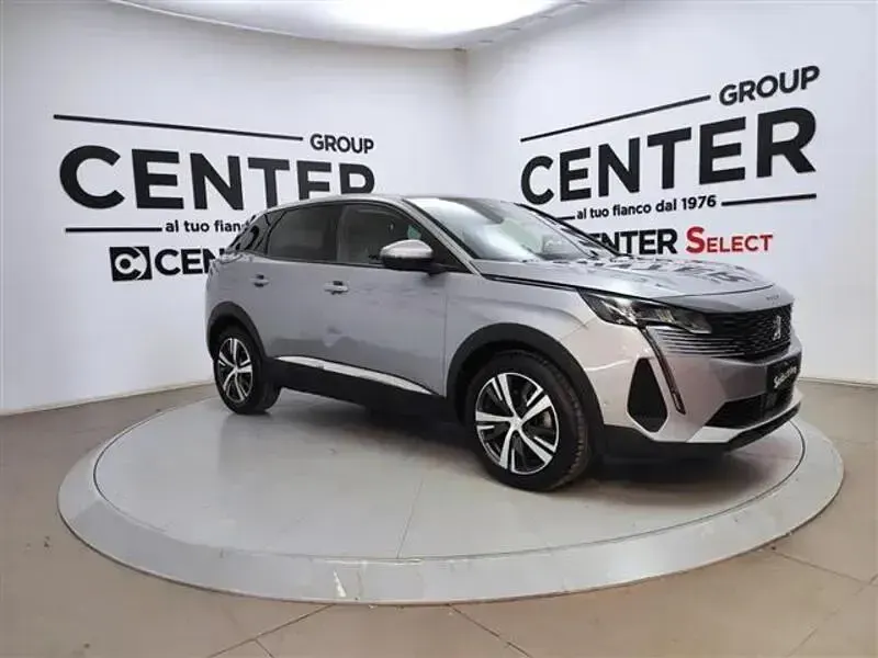 Usata Peugeot 3008 Allure 131 CV (96 kW) 2022 Grigio Monovolume