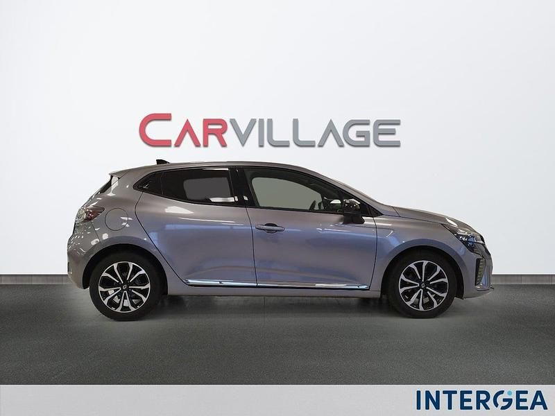 Usata Renault Clio V Techno 90 CV (66 kW) 2024 Grigio Berlina