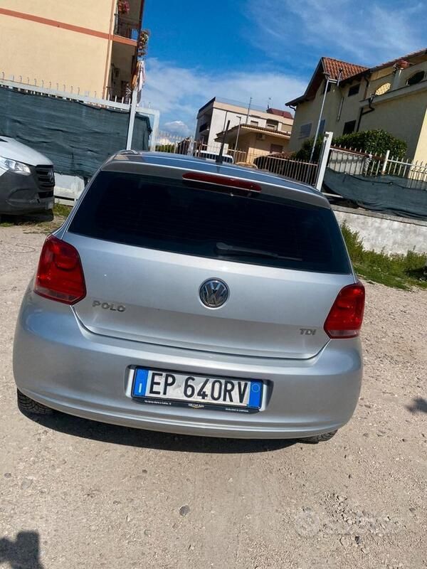 Usata VW Polo 75 CV (55 kW) 2014 Grigio Utilitaria