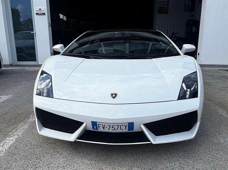 Usata Lamborghini Gallardo 560 CV (411 kW) 2009 Bianco Coupé