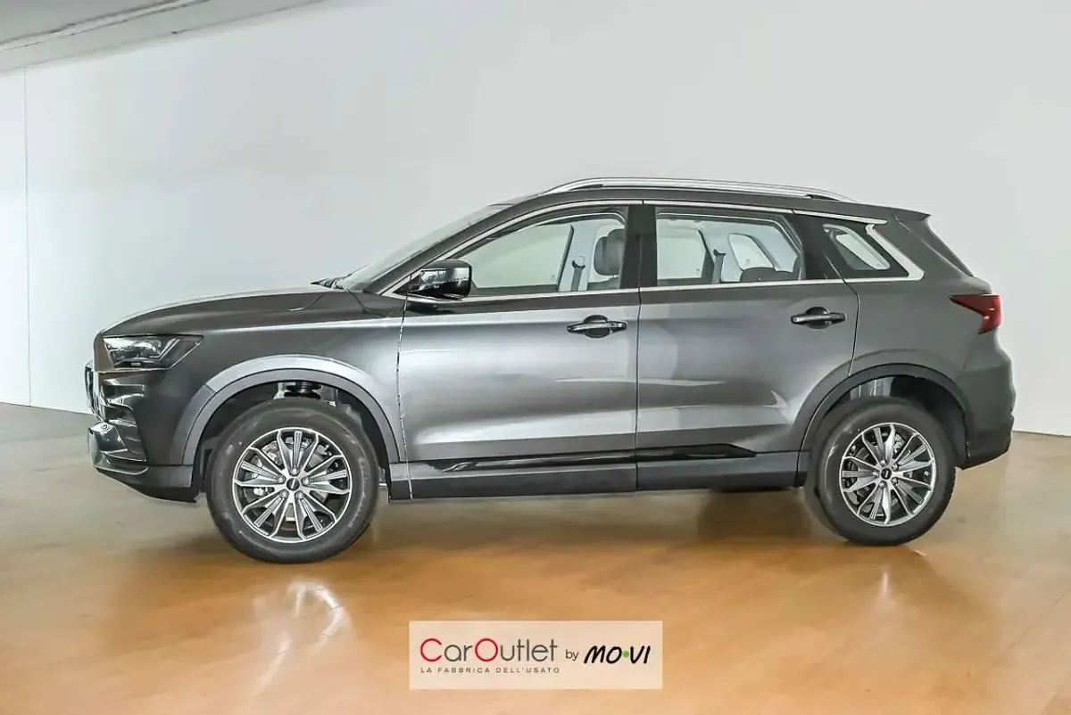 Nuova SWM G01 133 CV (97 kW) 2026 Grigio SUV
