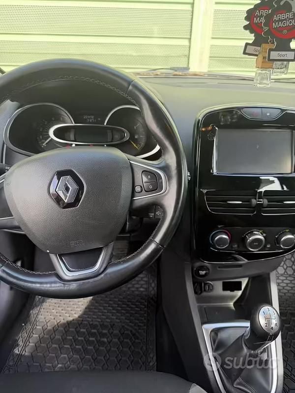 Usata Renault Clio IV 90 CV (66 kW) 2016 Bianco Berlina