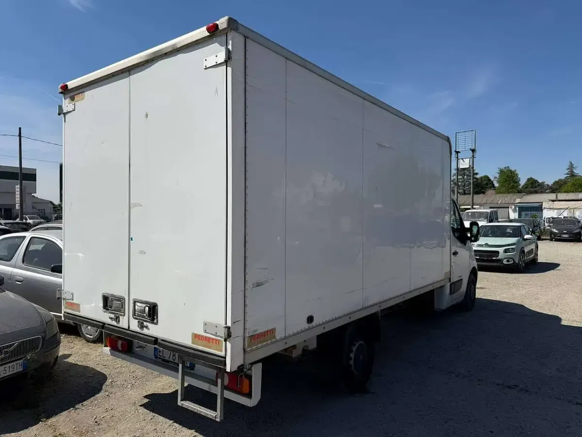 Usata Renault Master 145 CV (106 kW) 2012 Bianco Station wagon