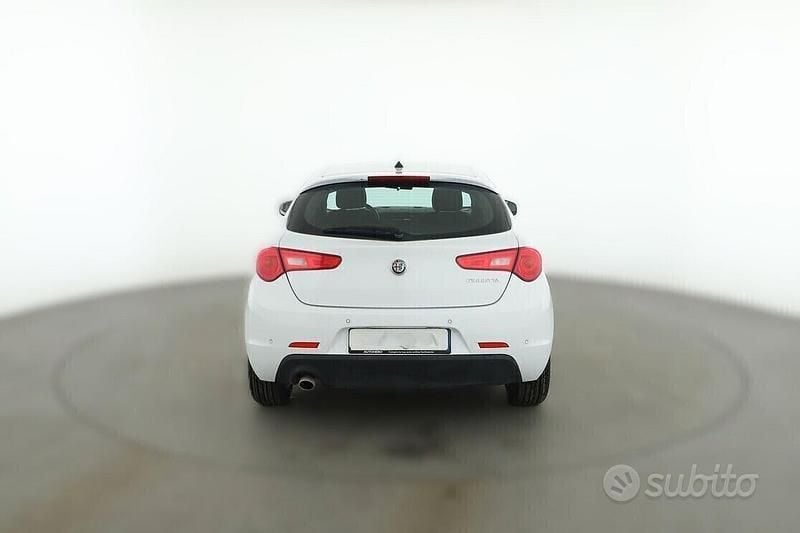 Usata Alfa Romeo Giulietta Super 175 CV (128 kW) 2017 Bianco Utilitaria