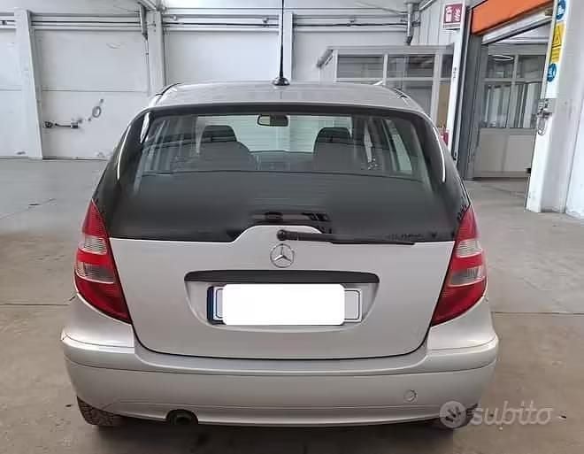 Usata Mercedes A150 95 CV (69 kW) 2007 Grigio Berlina