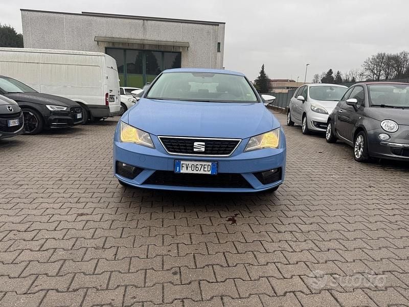 Blu Usata 2019 Seat Leon FR Tre volumi | 11.900 € (Super prezzo) - Immagine 1/4