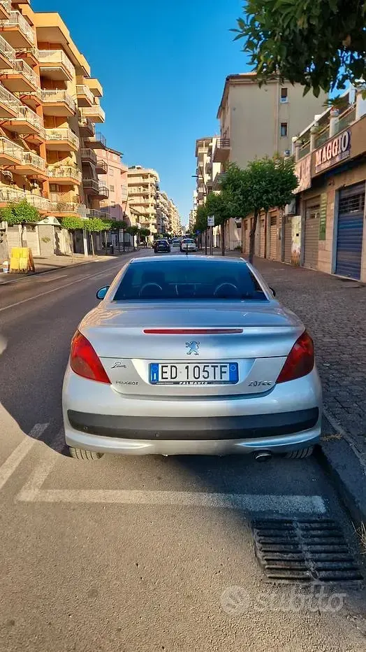 Usata Peugeot 207 CC 109 CV (80 kW) 2007 Cabrio