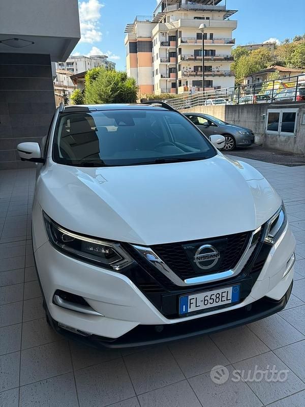 Usata Nissan Qashqai N-Connecta 2018 Bianco SUV