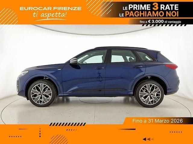 Nuova Audi Q5 S-Line 204 CV (150 kW) 2025 Blu navarra metallizzato SUV