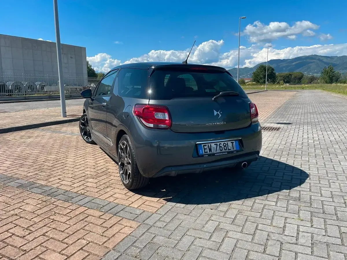 Usata Citroën DS3 So Chic 68 CV (50 kW) 2014 Berlina