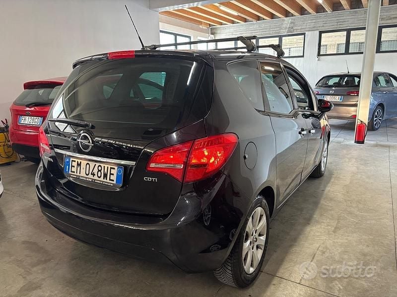 Usata Opel Meriva 95 CV (69 kW) 2012 Nero Monovolume