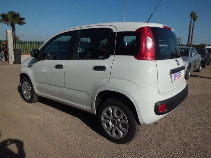 Usata Fiat Panda Lounge 71 CV (52 kW) 2018 Bianco Utilitaria