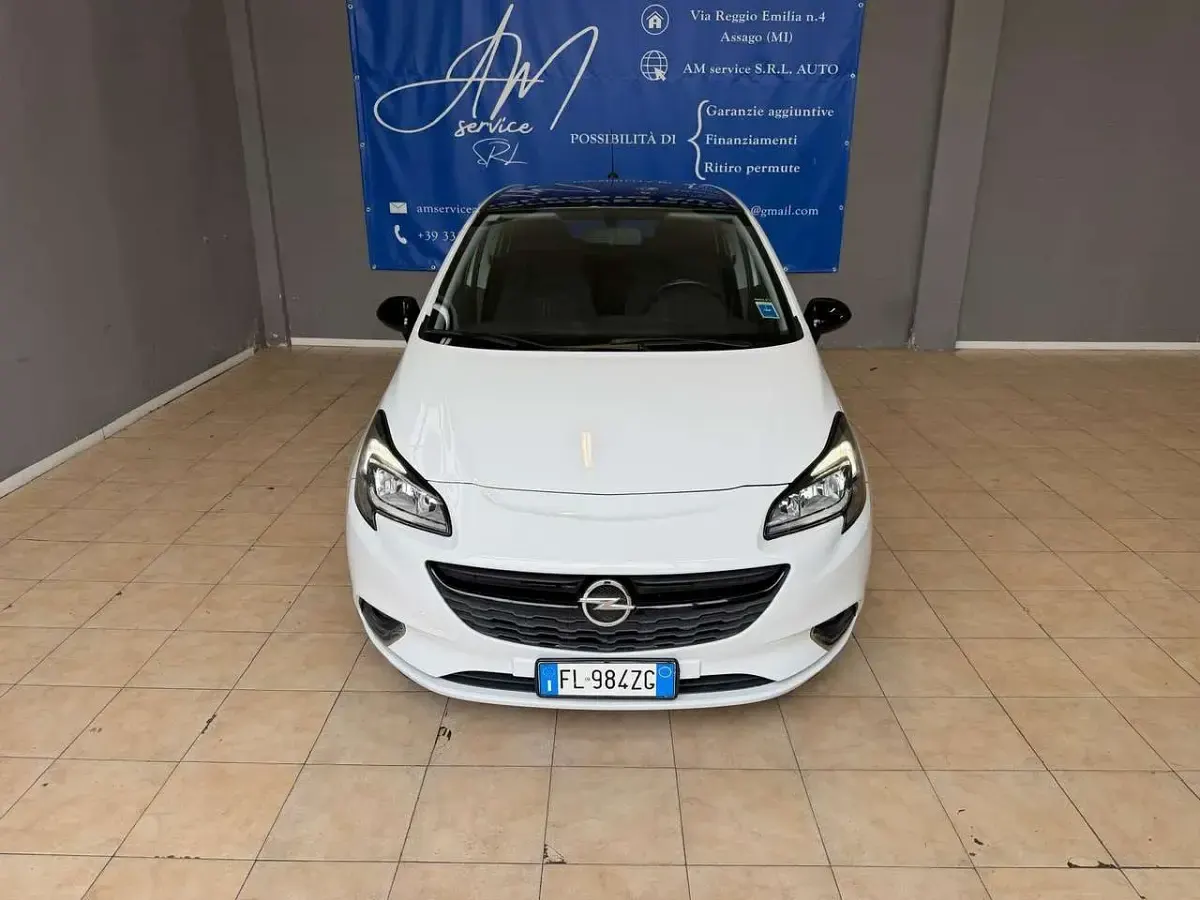 Usata Opel Corsa Cosmo 90 CV (66 kW) 2018 Bianco Utilitaria