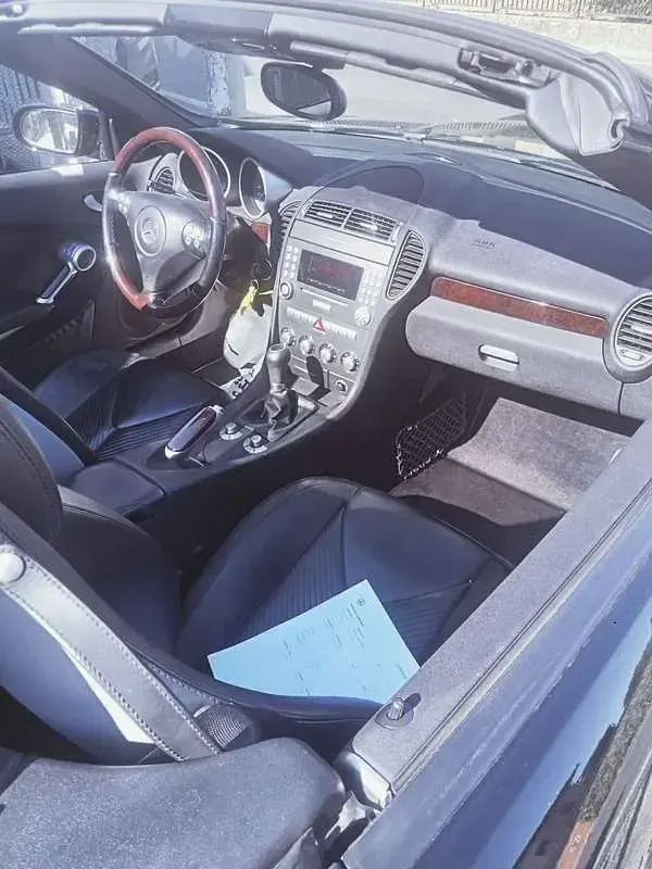 Usata Mercedes SLK280 231 CV (169 kW) 2005 Cabrio