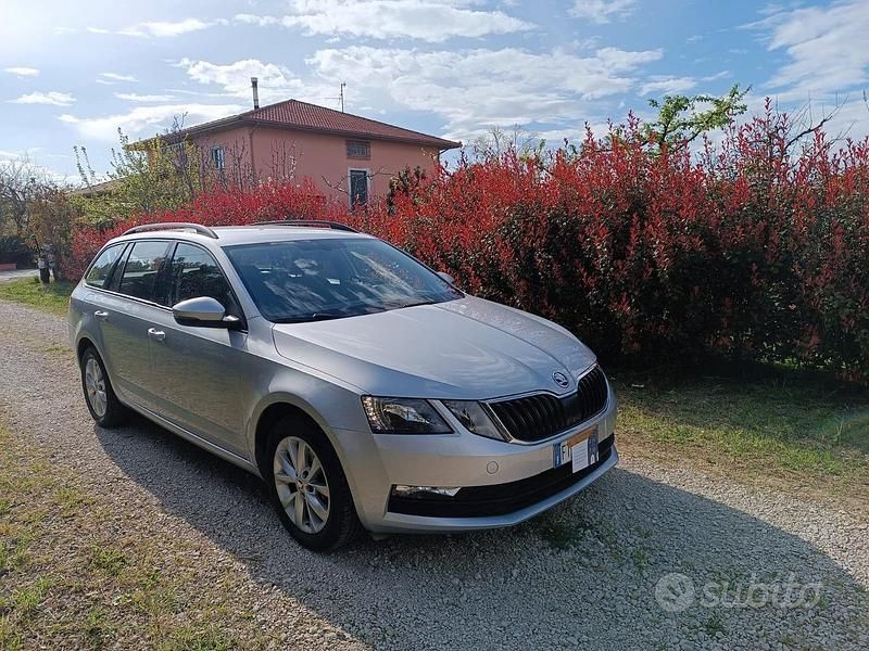 Usata Skoda Octavia 150 CV (110 kW) 2018 Grigio Utilitaria