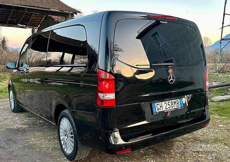 Usata Mercedes Vito 190 CV (139 kW) 2019 Nero Furgone