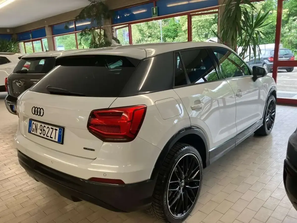 Usata Audi Q2 S-Line 150 CV (110 kW) 2018 Bianco SUV