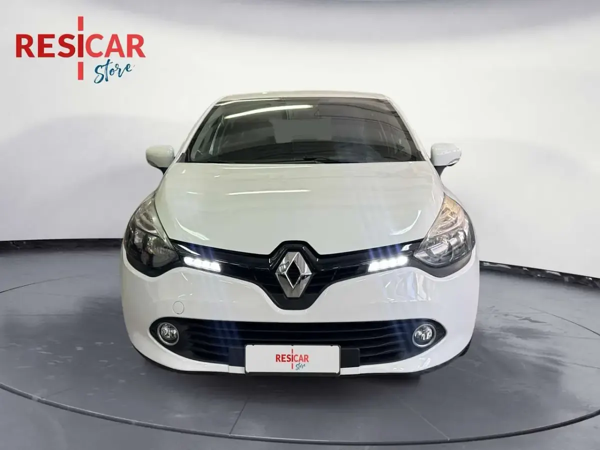 Usata Renault Clio IV Life 73 CV (53 kW) 2016 Bianco Berlina