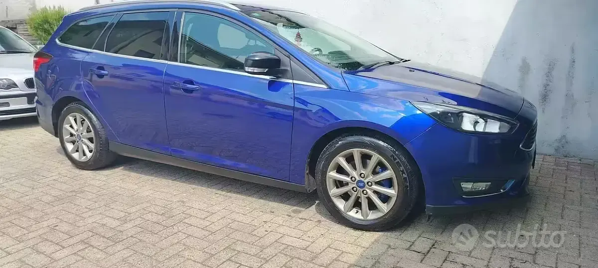 Usata Ford Focus Titanium 120 CV (88 kW) 2018 Bluazzurro Station wagon