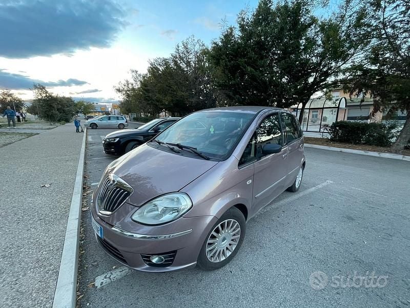 Usata Lancia Musa 95 CV (69 kW) 2013 Monovolume