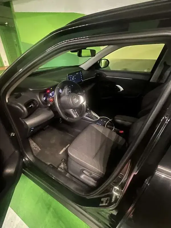 Usata Toyota Yaris Cross Active 92 CV (67 kW) 2023 SUV