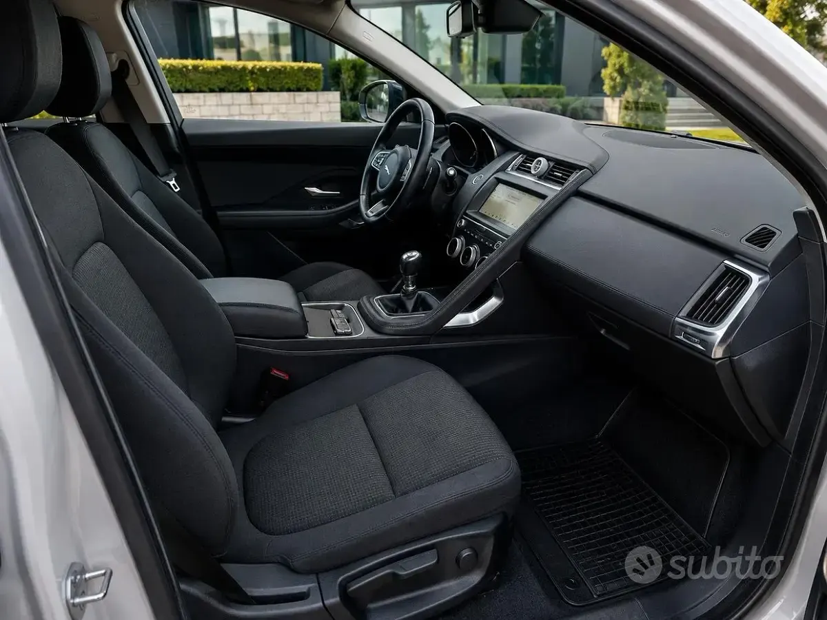 Usata Jaguar E-Pace 150 CV (110 kW) 2019 SUV