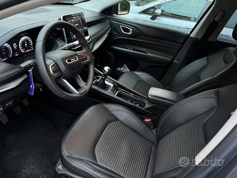 Usata Jeep Compass Night Eagle 131 CV (96 kW) 2022 Grigio SUV