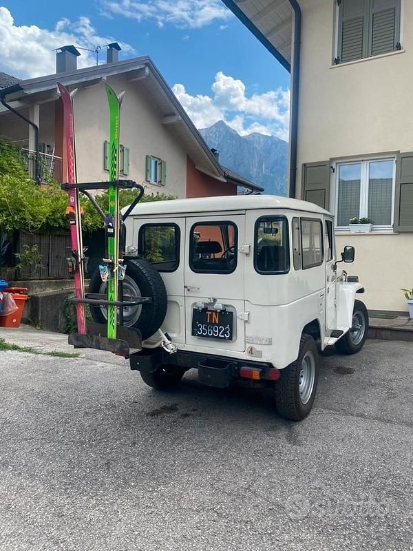 Usata Toyota Land Cruiser 1983 SUV