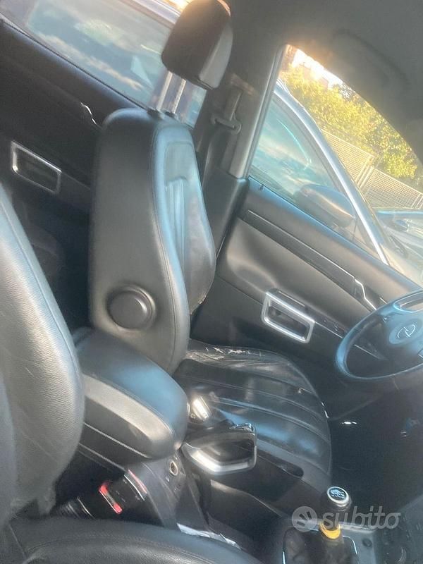 Usata Opel Antara Cosmo 150 CV (110 kW) 2010 Bianco SUV