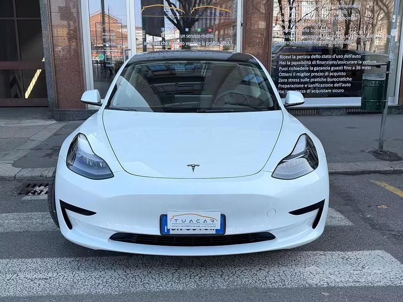 Usata Tesla Model 3 Standard Range Plus 235 kW (320 CV) 2023 Bianco Berlina