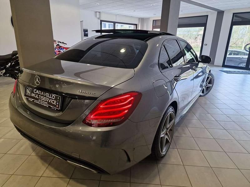 Begagnad Mercedes C250 Premium 204 HK (150 kW) 2018 Grå Sedan