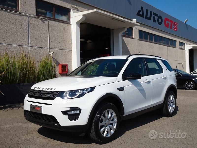 Bianco Usata 2016 Land Rover Discovery Sport Pure SUV | 11.200 € (Ottimo prezzo) - Immagine 1/4