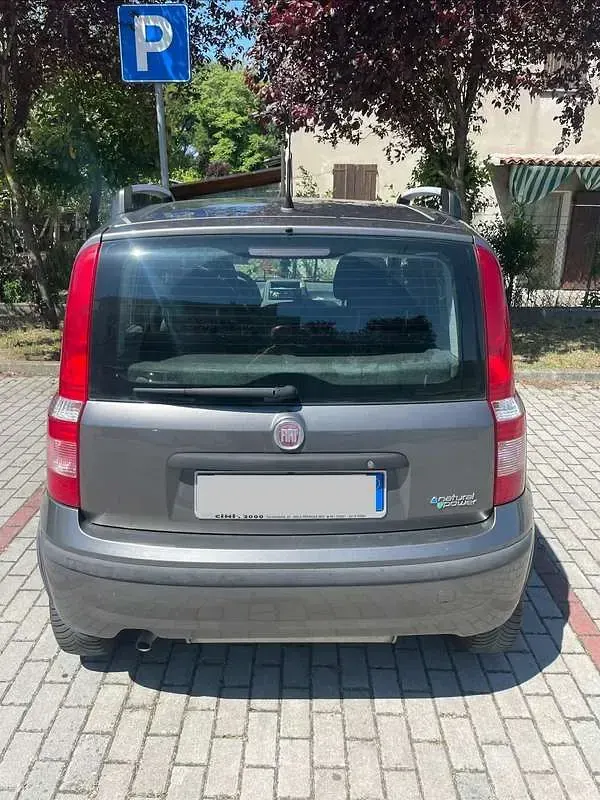 Usata Fiat Panda Active 77 CV (56 kW) 2012 Grigio Utilitaria