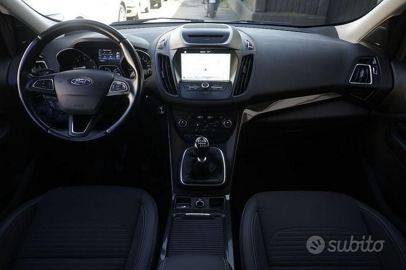 Usata Ford Kuga Business Edition 120 CV (88 kW) 2018 Grigio SUV