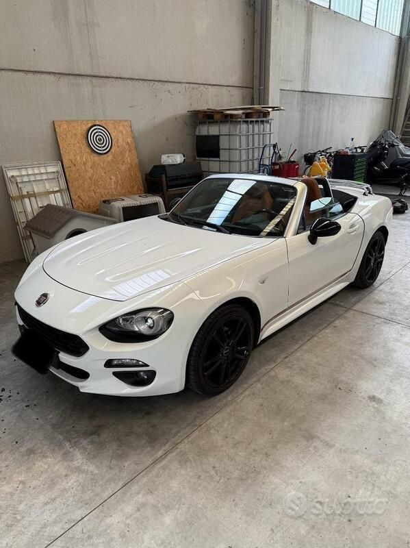 Usata Fiat 124 Spider 140 CV (102 kW) 2017 Bianco Cabrio