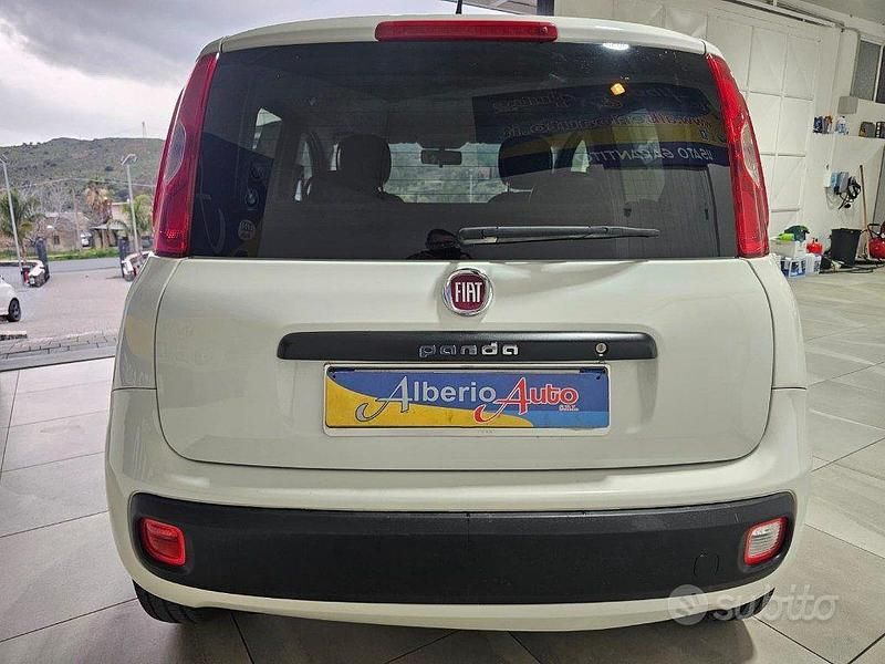 Usata Fiat Panda Easy 75 CV (55 kW) 2014 Bianco Utilitaria