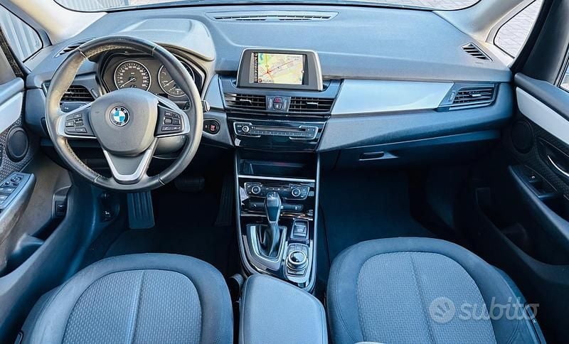 Usata BMW 218 Advantage 2016 Grigio Monovolume