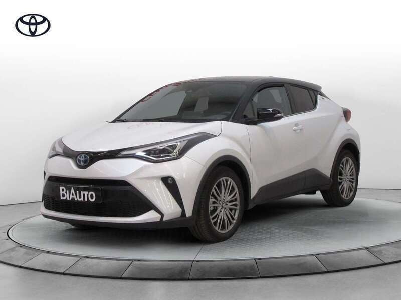 Bianco Usata 2023 Toyota C-HR Lounge SUV | 27.500 € (Buon prezzo) - Immagine 1/4