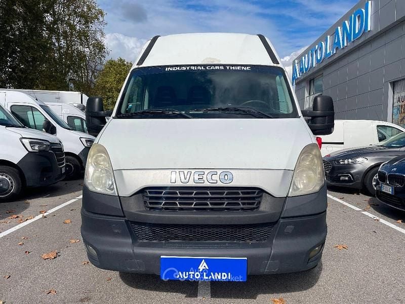 Usata Iveco Daily 170 CV (125 kW) 2013 Bianco Berlina