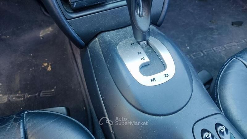 Usata Porsche 911 320 CV (235 kW) 2001 Argento Coupé