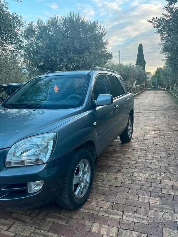 Usata Kia Sportage 141 CV (103 kW) 2007 Grigio SUV