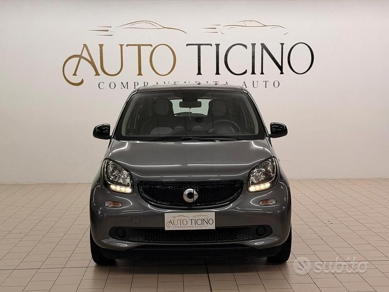 Usata Smart ForFour Prime 71 CV (52 kW) 2016 Grigio Utilitaria